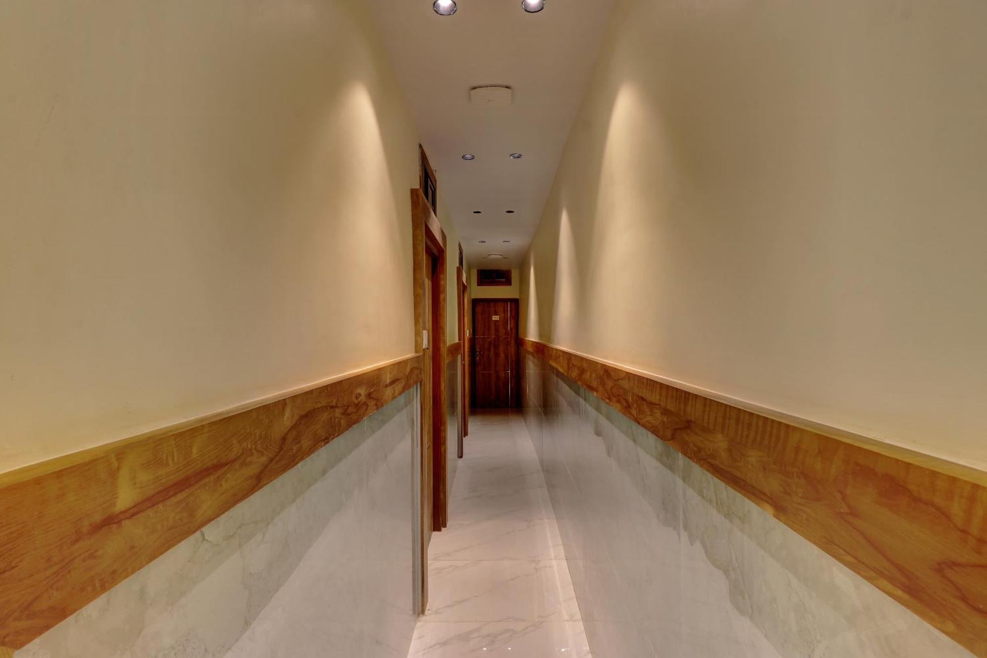 Hotel Amber Suite Near Mumbai Airport Экстерьер фото